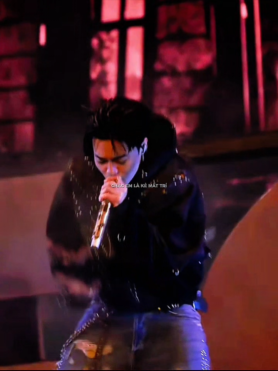 Mùa 1 nó là 1 cậu nhóc với ánh mắt lấp lánh sự thành công vì năm đó sự nghiệp của nó có thể nói là hot nhất nhì chương trình. Mùa 2 chính là là dáng vẻ của cậu nhóc đã vấp ngã và trưởng thành hơn rất nhiều. Thật sự chưa bao giờ hết khâm phục Negav vì cái sự tích cực Gip mang lại cho mọi người lại là bao tâm sự, tiêu cực của bản thân phải tự chịu #NEGAV #ANHTRAISAYHI2025 #ATSH2025 #ANHTRAISAYHI #itsgonbealright 