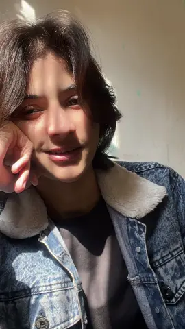 LoOK MyY EyEsS🥹🙂@✨🖤<<yOuRS //\\ MuBBii>>🖤✨ #CapCut #mubbihereownvoice #unfrezzmyaccount Subscribe my youtube channel link in bio 😍