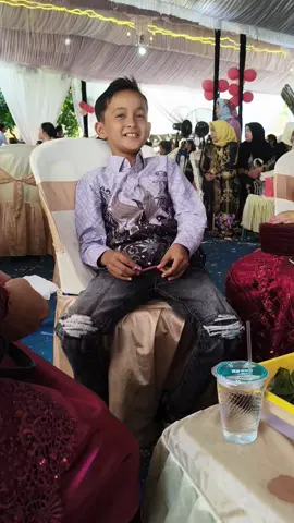 Gacor nian bibik ini bejalan sambil joget.... #remixviral #fypシ゚ @febri.12314 