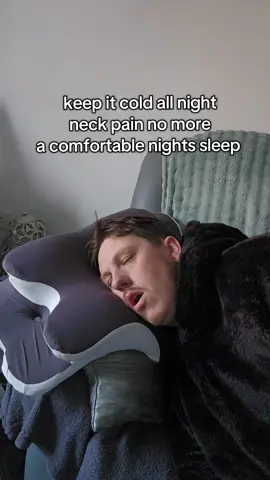 stays cold all night and yo have the best nights sleep 😴 #neckpillow #pillow #sleep #blackfriday 