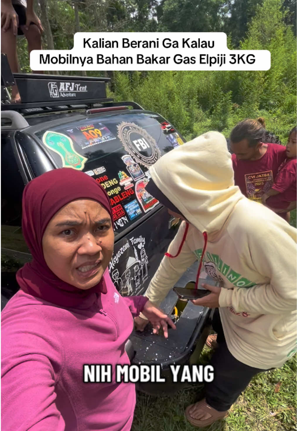 Ide cemerlang yang ga kuat beli Bensin yg mahal saat ini, bisa gunakan Gas Elpiji ternyata lebih hemat #campervan #mobilbbg #gaselpiji3kg #creatorsearchinsights 