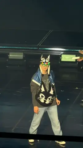 เราไม่จำเป็นต้องเหมือนใคร เพราะไม่มีใครอยากเหมือนเรา😅😅   เฮ็ดขึ้นสร้างขึ้นคุณพี่ว๊อยยย #JAYB #แจบอมgot7 #เจบี 