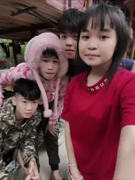 @Cô ấy hay buồn! @Đạt Haalnad @Anh ấy hay buồn #xuhuong ##xuhuong 