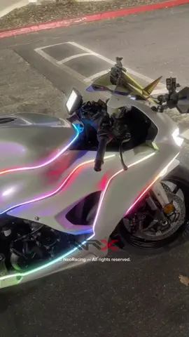 Christmas szn 🥶 #fyp #motorcycle #bikersoftiktok  #christmas #explorepage✨ 