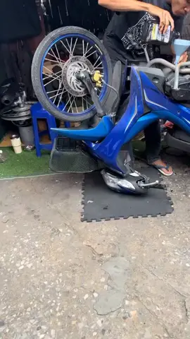 day one buka bengkell😭💃🏻