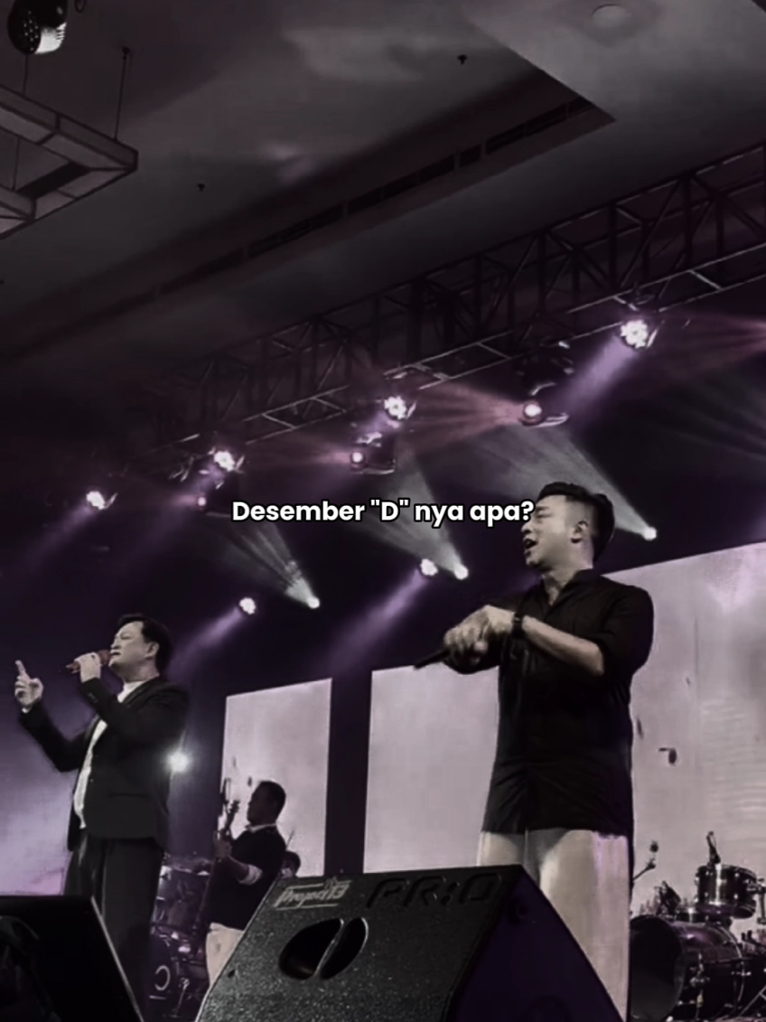 nyimpen siapa di lagu ini? @ceritakahitna  #Desember #LaguGalau #Galau #Gamon #LirikLagu 