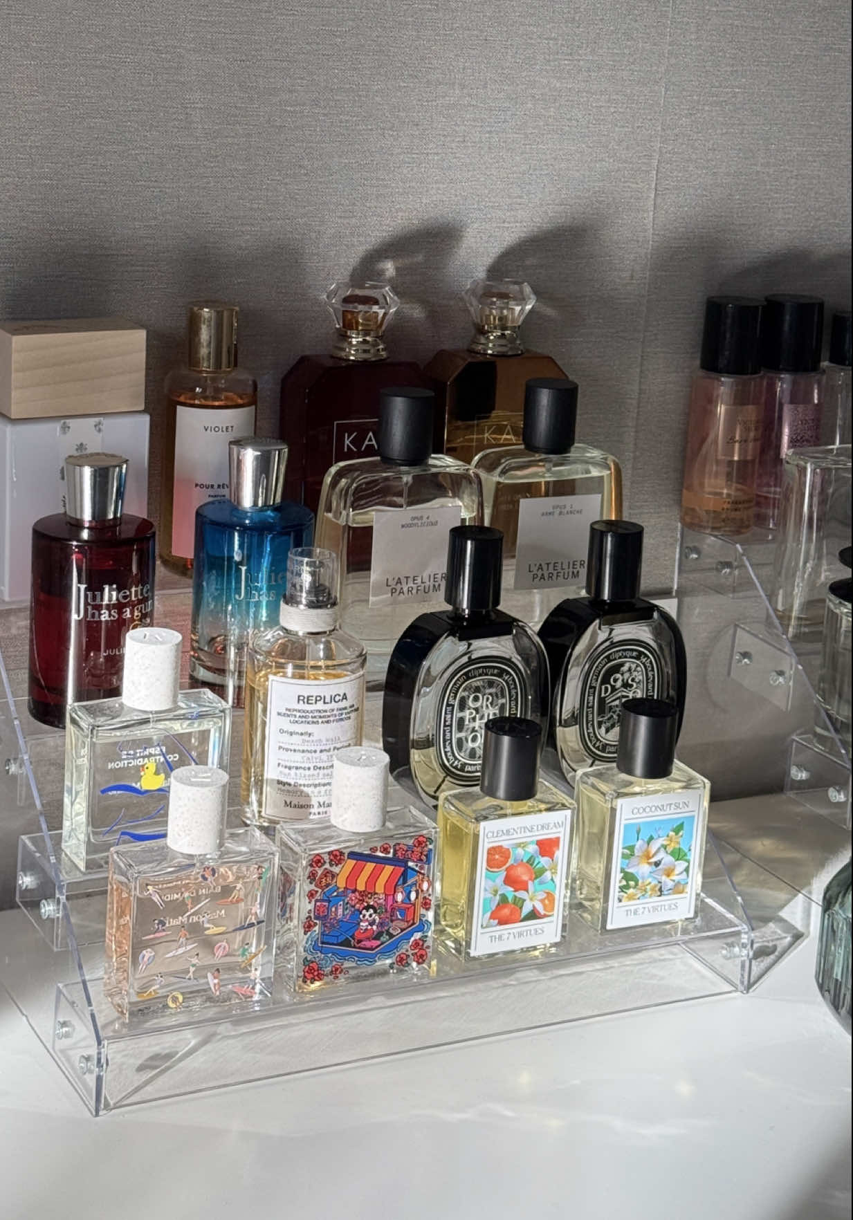 ma petite collection de parfums 🫧 #parfums #collectiondeparfum #perfumecollection #perfumecollections #parfumdeniche 