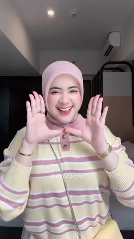 cu bgt kan knitnyaaa🤏🏻💗 #knit #blouserajut #blousewanita #ootdhijabstyle #outfitideas 