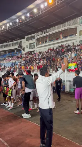 အာရှဖလား ခြေစစ်ပွဲအောင်မြင်ပြီးနောက်  မြန်မာ ယူ ၁၇ အသင်းသား များနှင့် MFF ဥက္ကဋ္ဌ ဦးဇော်ဇော်တို့ အောင်ပွဲခံ မြင်ကွင်း #kothi #fyp #myau17 