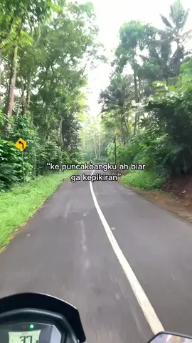 Ngikut tren🤪 #puncakbangku #wisata 