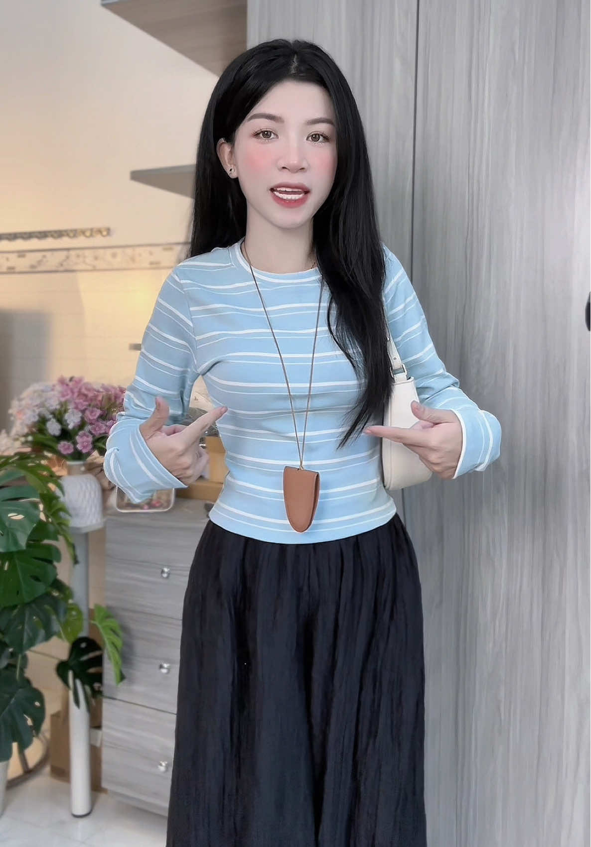 Áo thun tay dài , ôm body gọn dáng #phoidoxinh #thoitrang #aogiunhiet #aotaydai #oufits 