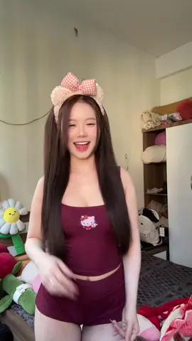 Hello kitty của anh nào đây ….#ngalvy #sinhvien2k6 