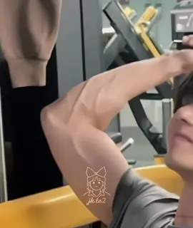 Look at the veins on his hand 🥵#taehyung#explor#fyp#fypシ゚ 