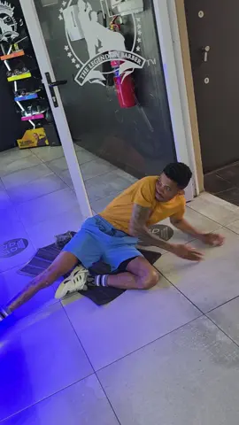 That was close 🤣🥜 #williamlast_krm #motsetserepa @Legends Barbershop 