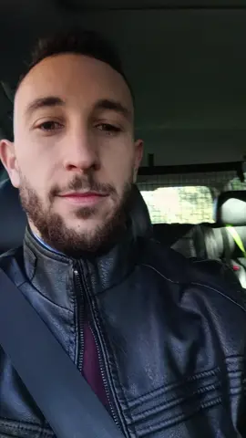 Até perde o piu 😁🤣🥰 O melhor do mundo ! #brincadeiras #numero1 #portugal🇵🇹 #avoviral #melhoramigo 