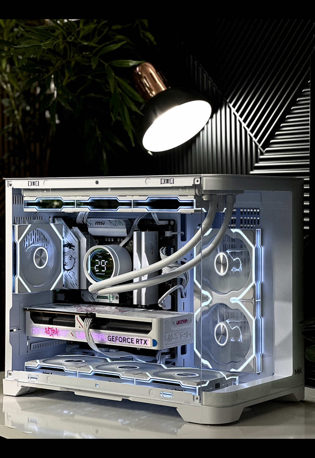 Khi khách em quăng 💵cho sốp tự lên ý tưởng build và lựa chọn brand linh kiện 👉🏻 ĐÂY LÀ KẾT QUẢ:  💚B760 Msi gaming plus wifi D4  💚CPU i5-14600KF  💚Ram XPG D50 32GB  💚SSD Samsung 1TB tốc 7k 💚Nguồn Thermalright 750W gold  💚 VGA 5060 iGame UTW 3 Fan 💚 Vỏ case MIK focalors + 9 fan ghép nối mặt gương vô cực  => Tổng case: 30trX  #pcdanang #pchiend #pcdanang #pcsetup #pcdohoa 