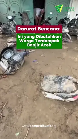 Aceh kini ditetapkan menjadi bencana darurat. Akses jalan nasional terputus hingga rumah-rumah warga hampir sepenuhnya tertimbun lumpur. Hal tersebut menyebabkan bantuan logistik menjadi langka dan harga sembako kian melonjak.  Saat ini beberapa bantuan yang sangat dibutuhkan adalah bahan makanan, air bersih dan hygiene kit. Sahabat, mari terus doakan dan berikan bantuan terbaik untuk mereka melalui digital.dompetdhuafa.org/donasi/prayforsumatera #Prayforsumatera #DMCDompetDhuafa #DompetDhuafa #SalingMembantu 