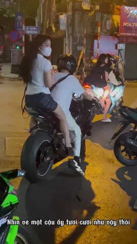 Nhìn cậu ấy tươi cười vậy thôi❤️‍🩹#youtubenamcọ #bmws1000rr 