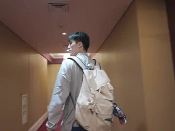 1 week vlog in Kuwait!! Ep.1 out now on YOUTUBE. Go check out! #hooper #Vlog #basketball #kuwait #thai 