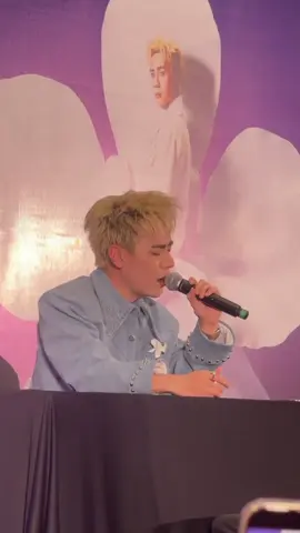 Cuối cùng cũng đợi được tới ngày tongtai hát Mưa Đá aaaaa 💥💥 ©️ hochanhchanqua #QuangHungMasterD #MasterDDiary  #Bloomeversigntour #MasterD1stAlbum