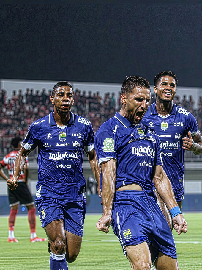 What a Goal Lucho 🥵🔥 #lucianoguaycochea #wearepersib #persibbandung #footballedit #fyp 