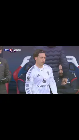 🚨 𝗕𝗥𝗘𝗔𝗞𝗜𝗡𝗚: Lisandro Martínez  What a wonderful moment  😘😘😘♥️