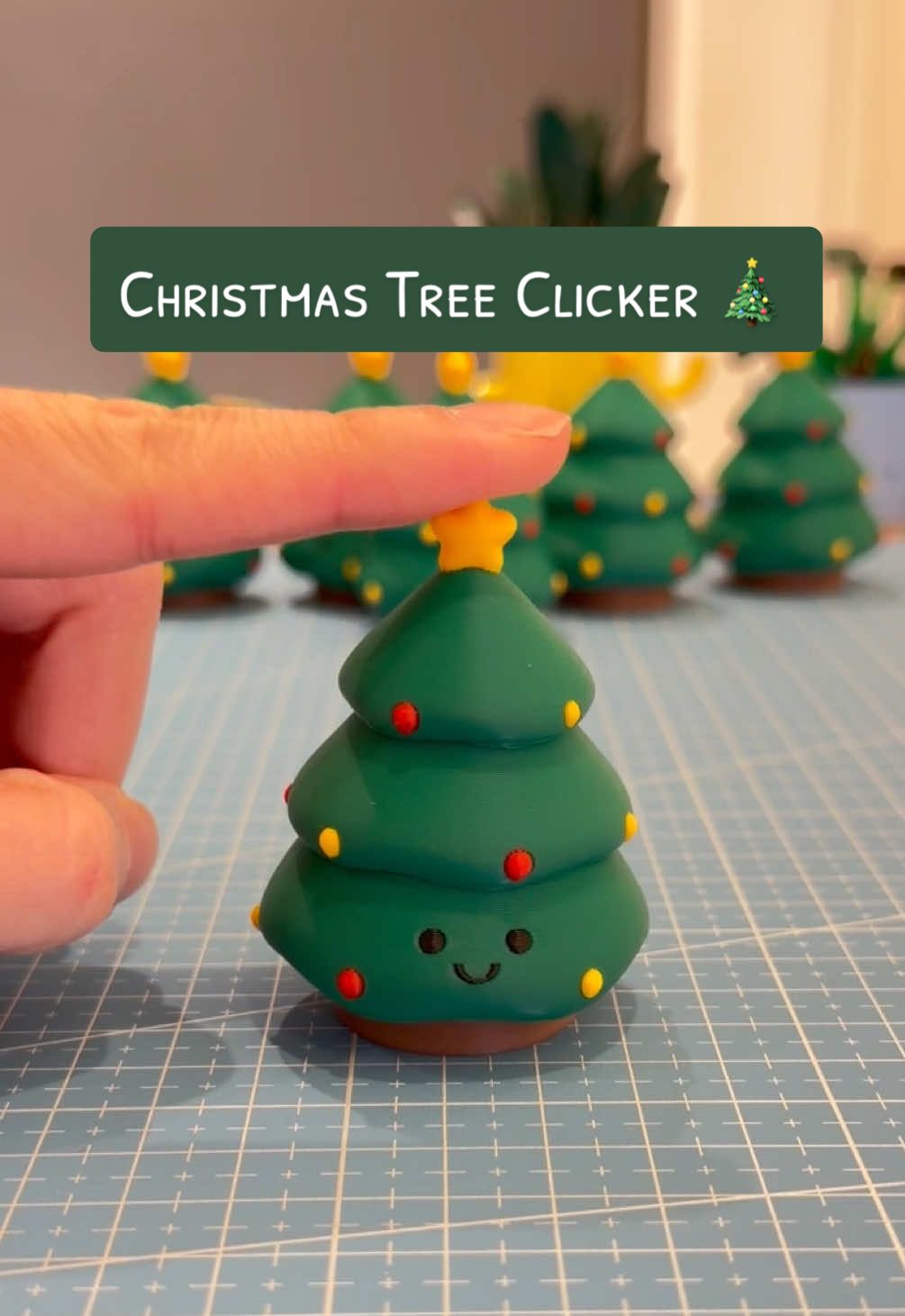 My wife said it’s Christmas again, and we REALLY need a Christmas tree this year. #3dprinting #fidgettoy #asmr #christmasdecor #clicker 
