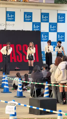 11.30 #AMEFURASSHI #MTA2 自己紹介タイム🎙️🎙️🎙️🎙️ フリーライブツアーatららぽ横浜 ＜Meet The AMEFURASSHI!!2＞ @AIRA @いちかわゆづき @小島はな。 @鈴木萌花 @AMEFURASSHI 