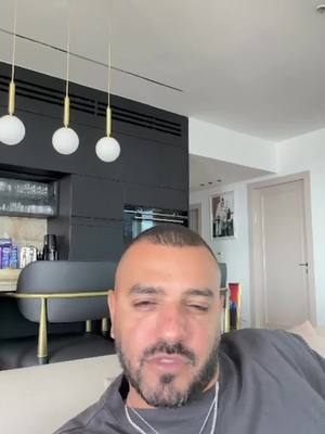 חיבור נצחי בתוך תכשיט