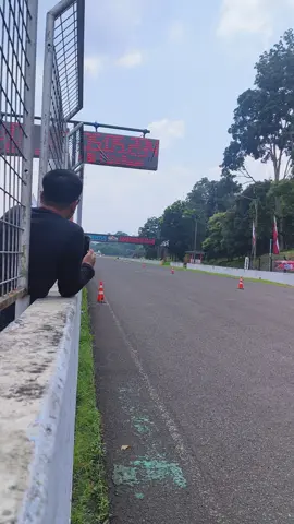 Mencoba tampil di breket 11,5 hasilnya JS kita coba lagi di lain waktuu🙏🏻 #etios #drag #lcg #4u 