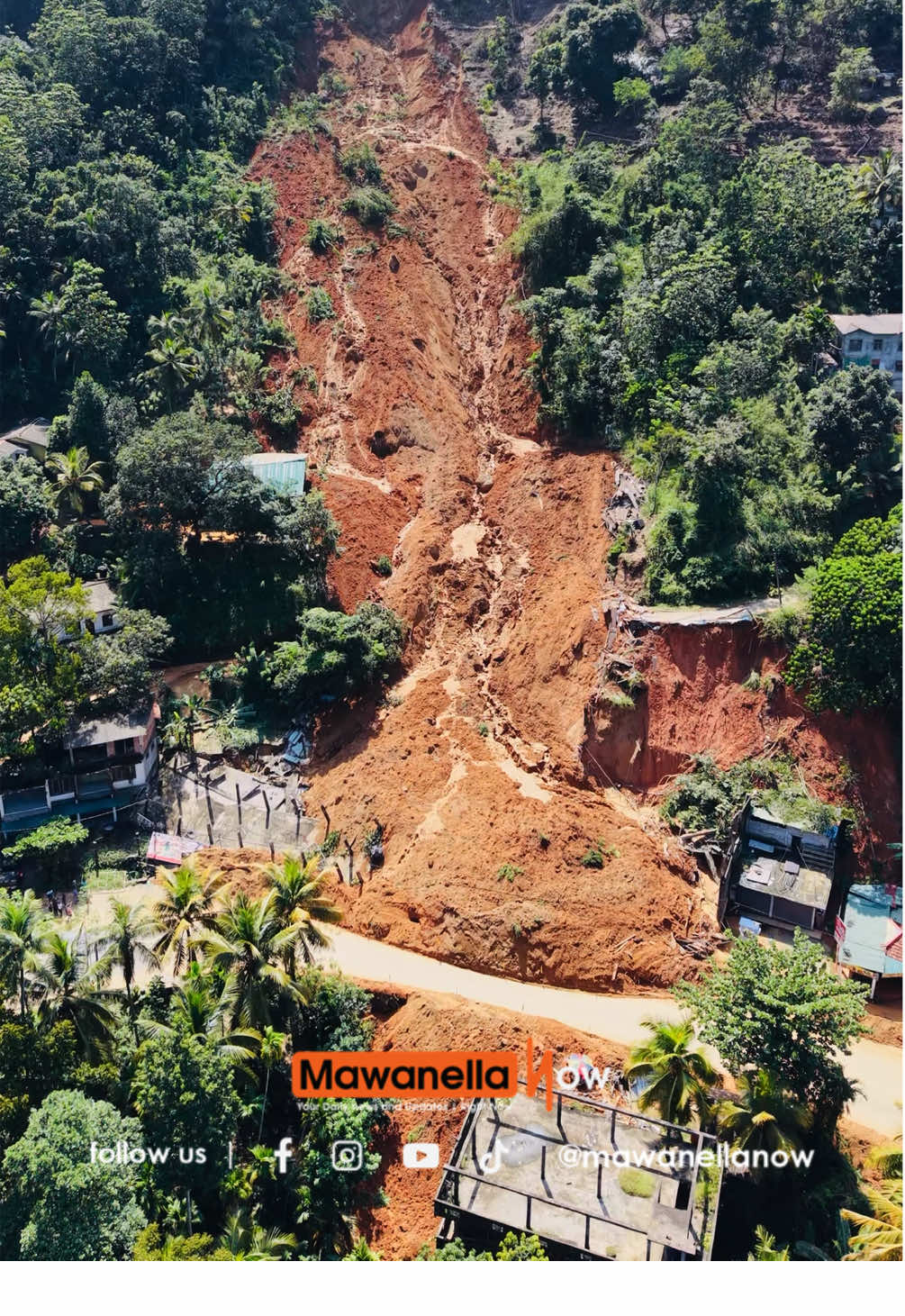 මාවනැල්ල උතුවන්කන්ද නායයෑම, අද තත්වය [2025.11.30] . . . . #flood #floods #mawanella #srilanka #fyp 