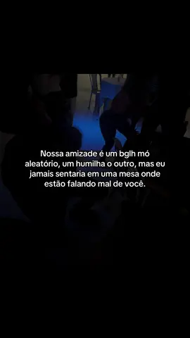 Nossa amizade é um bglh mó aleatório..  #motivation #amizade #irmaos 