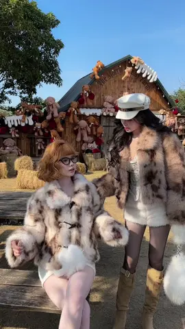 Đôi môi thắm nồng, má em ửng hồng 🥰#xuhuong #phoidoxinh #xuhuongtiktok2025 #lannhclothing2 