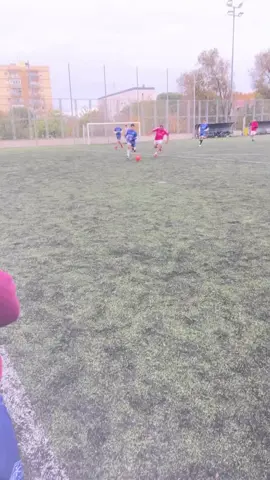 #parati #fyp #viral #foryou #football #futbol #futboltiktok #futbolskills #funnyfootball #highlight 