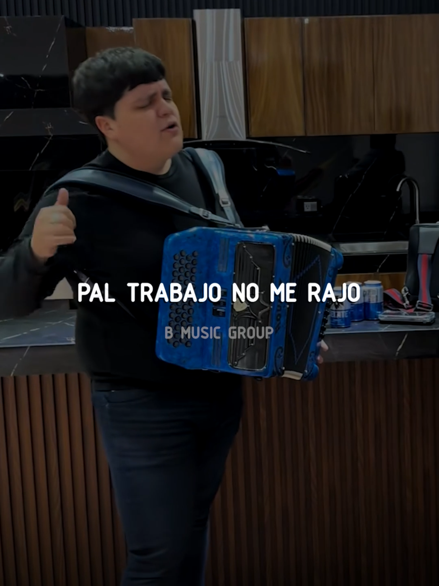 pal trabajo no me rajo.. #davidornelas #regionalmexicano #corridos