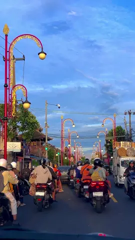 Yang sering otw Gianyar pasti sudah ga asing dgn jalan ini😍 #gianyar #gianyarbali #shonjibalitour #jalanjalan #bali 