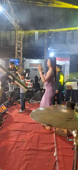 MENGAPA KAU BERUBAH - TIARA AMORA #yolossee #simpatikmusic #smoothrizapparel 