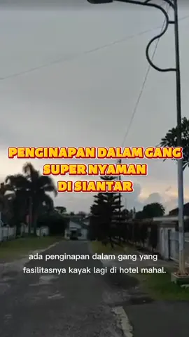 pakai kode voucher #yuknginep  biar hemat guys di aplikasi reddoorz. #redtravellers #urbanviewbyreddoorz #jelajahsiantar #liburan 