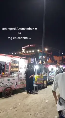 jan...kok JOUJUR.... SAK clebungan.PUUUENER.... #ponorogo24jam #ponorogo_kota_reog  #fyp #masuk_beranda #ponorogo24jam🏴‍☠️ 