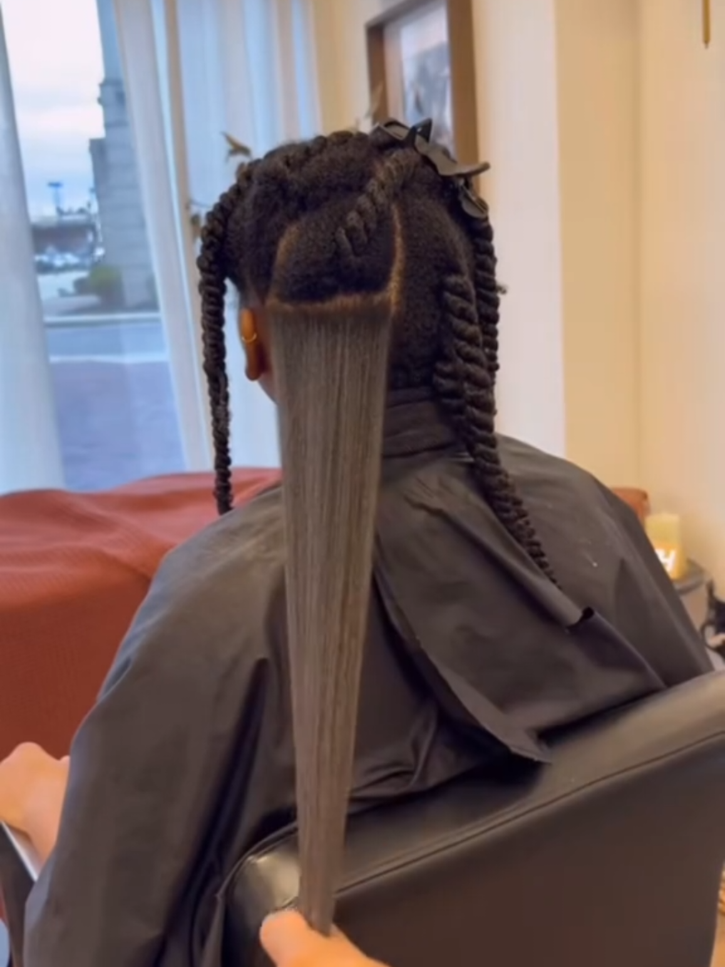 Ayurvedic hair growth oil is infused with traditional herbs that nourish the scalp, strengthen strands, and support natural, healthy growth. .It Promotes thicker, healthier hair .Soothes and nourishes the scalp .Reduces breakage and shedding .Boosts shine and moisture .Helps maintain strong, resilient roots #hairtransformation #HealthyHairJourney #hairtransformation #4CHairCare #hairgoals 