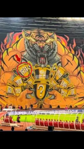 1931 piala apaan nih??  #persija #persib 