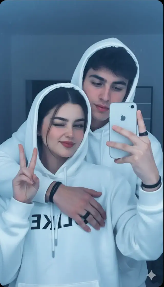 كليشات مرتبطين