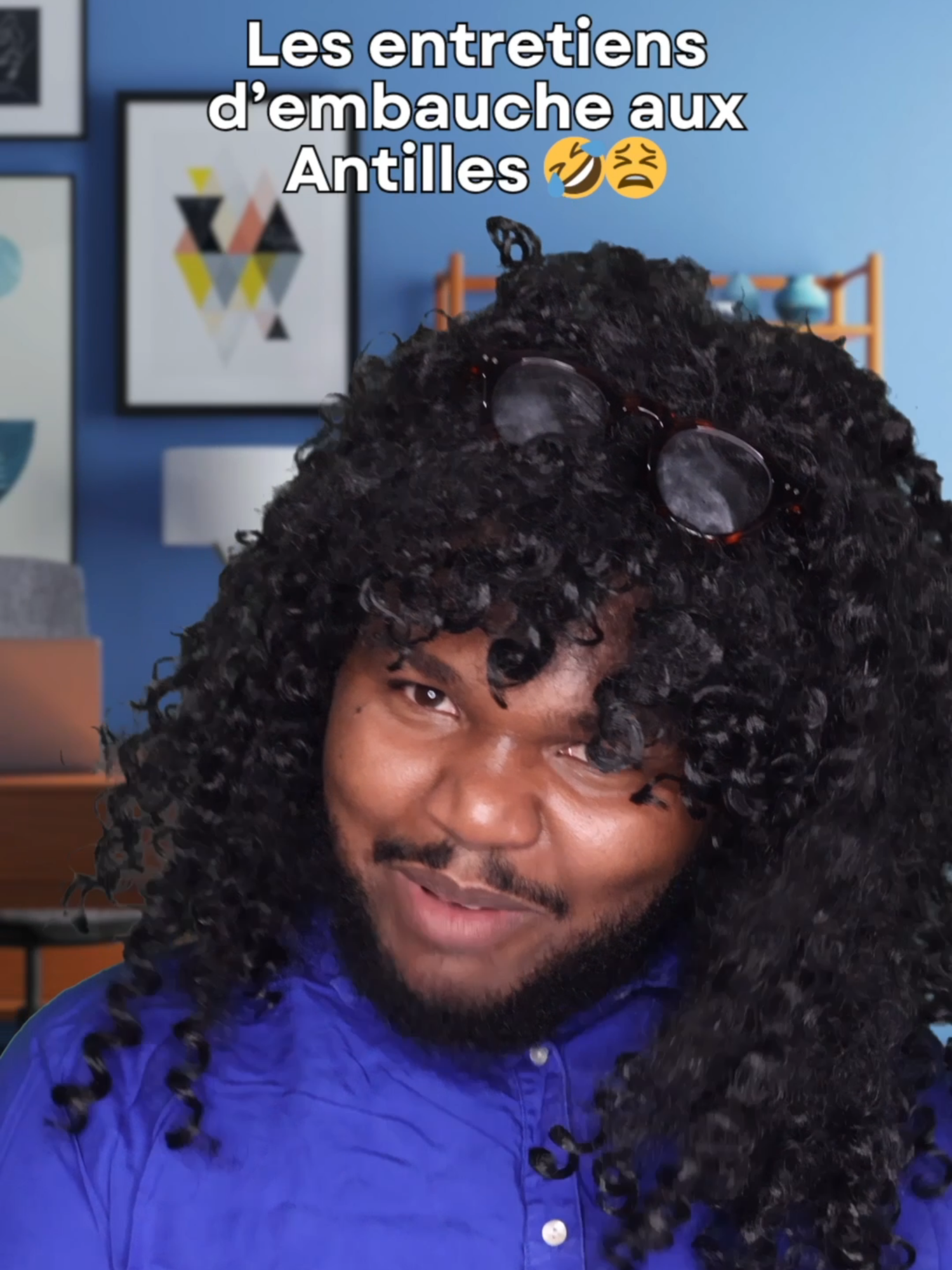 POV: Tu passes un entretien d’embauche aux Antilles 😂🙃  Mon spectacle en tournée à Toulouse, Montpellier, Bordeaux et aux Antilles💚 🎟️ Prends ta place sur: lestudioelo.fr (lien dans ma bio) #humour #parodie #comedie #france #antilles