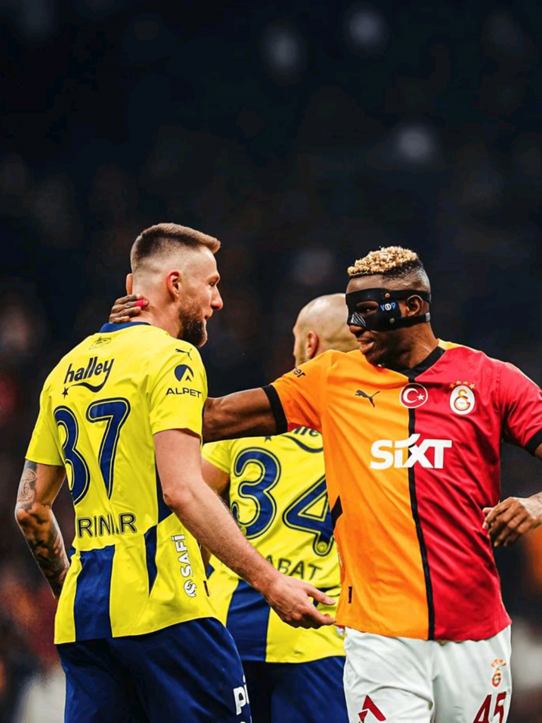 Solo İn Gala... #fenerbahçe #derbi #viral #football #osimhen #galatasaray 