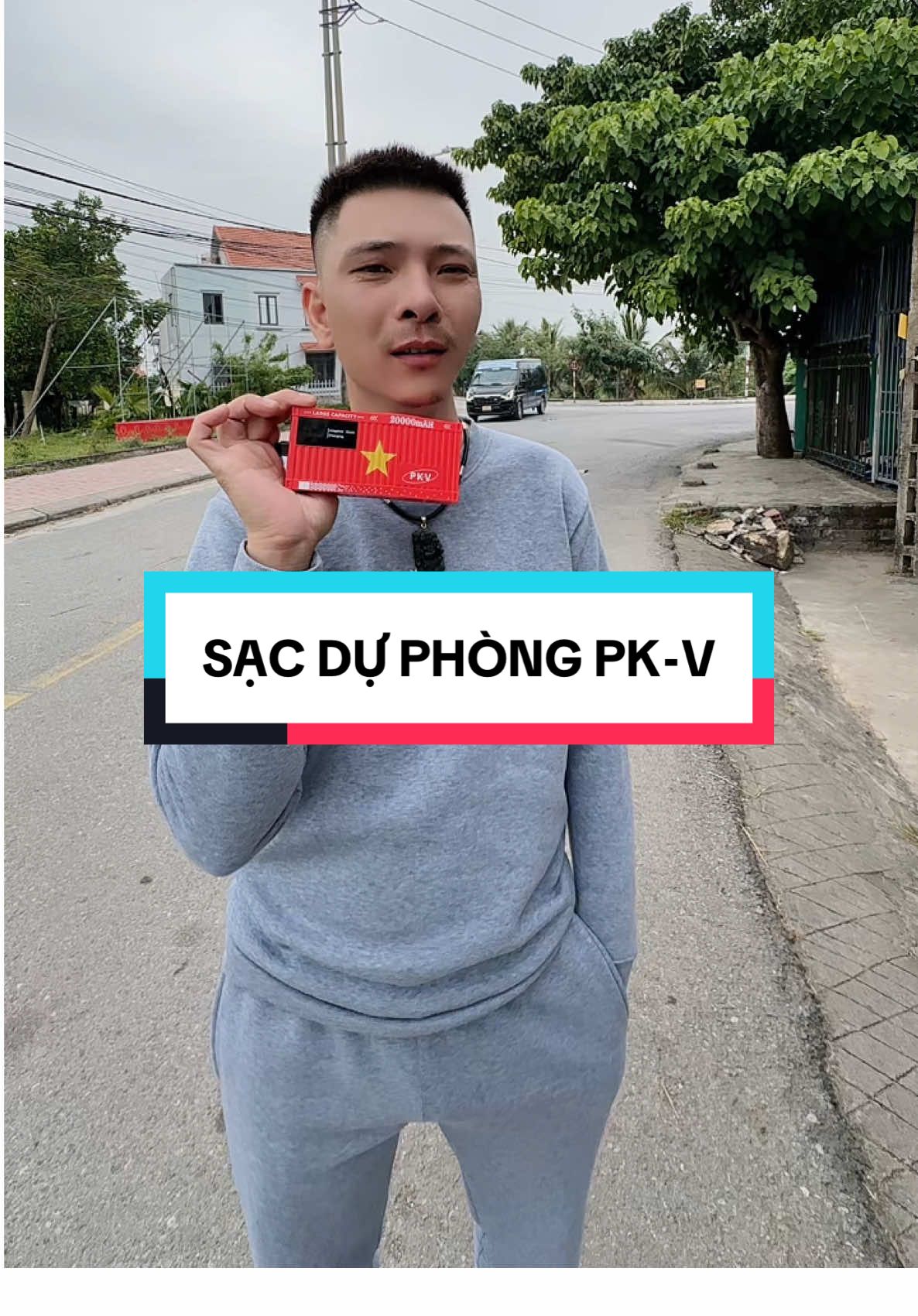 Sạc dự phòng PK-V 20.000mAh – pin trâu, sạc nhanh, mang đi cả ngày không lo hết pin. Nhỏ gọn mà mạnh #SacDuPhong #PKV20000mAh #PinTrau #SacNhanh #PhuKienDienThoai