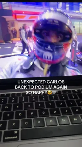 CARLOSS BACK PODIUM🥹🥹🩶🩶 #f1 #f1tiktok #qatargp #carlossainz #fyp 