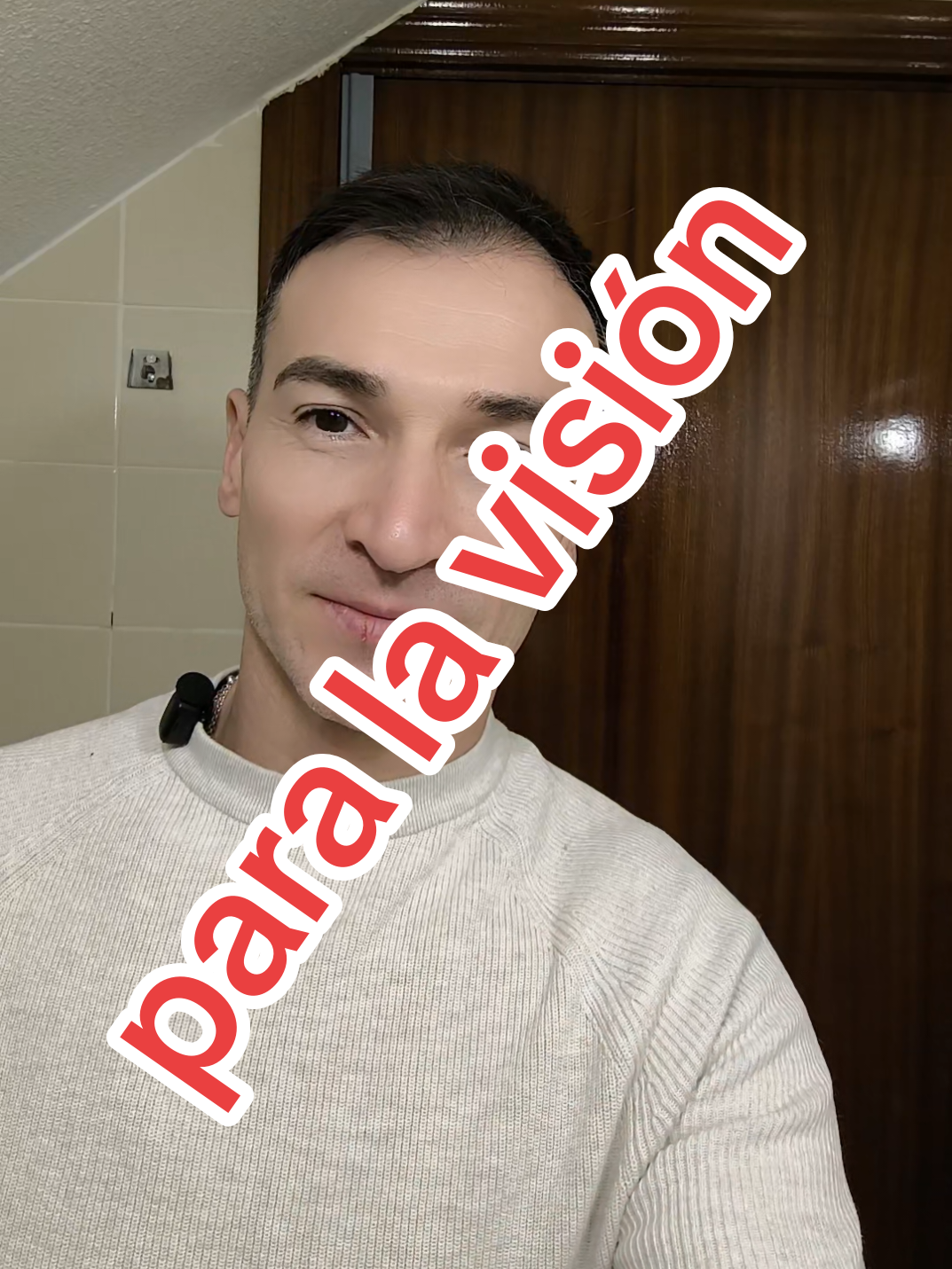 hace este movimiento para mejorar la visión hacelo 2 min dos o tres veces al día y verás. #tiktoktips #movimiento #mano #yoga #vision 