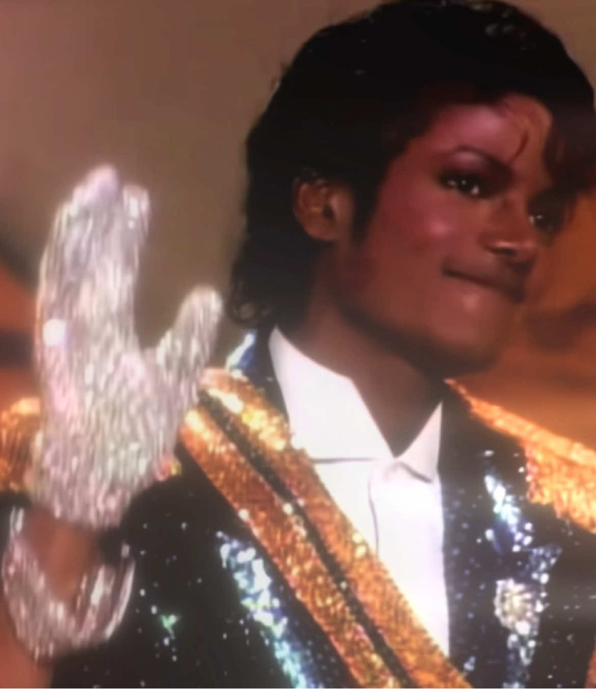 #MICHAELJACKSON GET BACK!!! 🤺🤺 HES MINE!!!!!!! #edit #michaeljacksonedit #kingofpop #fyp 