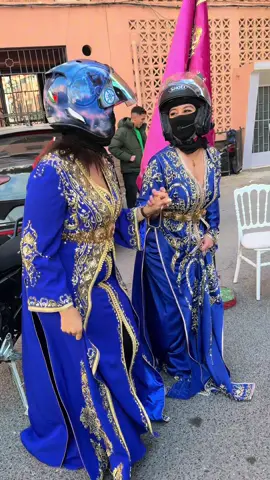 Merci à @✨ Ziana Mouns luxury ✨ à Marrakech…le temple du caftan marocain …😻  #maroc #marocaine🇲🇦 #marocain #caftanmarocain 