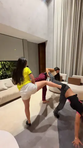 @Lavínia.Ximenex @Le.tamirix 